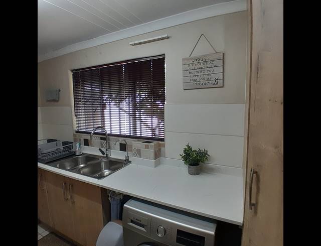 3 BEDROOM HOUSE FOR SALE IN SAFARI GARDENS